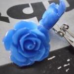 Royal Blue Vintage Resin Rose Clip On Earrings..