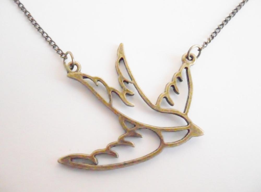 Swallow Necklace In Antique Bronze Rockabilly Retro Sailor Tattoo Bird Vintage Style