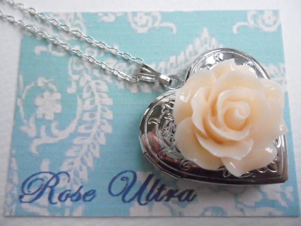 Peaches And Cream Vintage Rose Heart Silver Locket