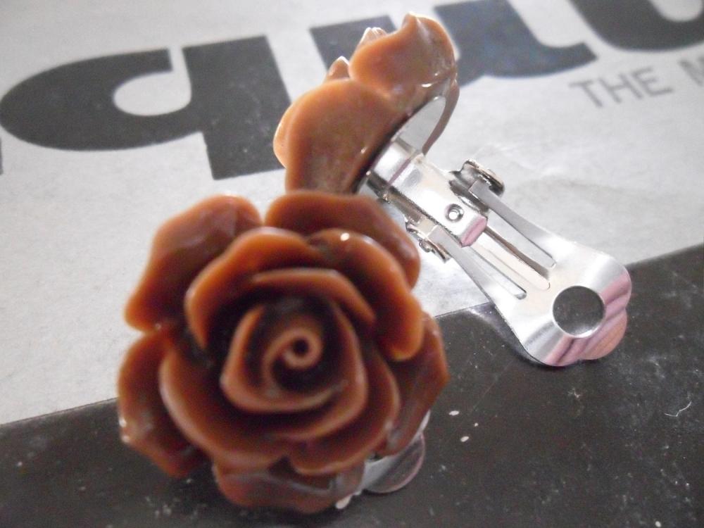 Dark Chocolate Vintage Resin Rose Clip On Earrings Flower Clip-ons