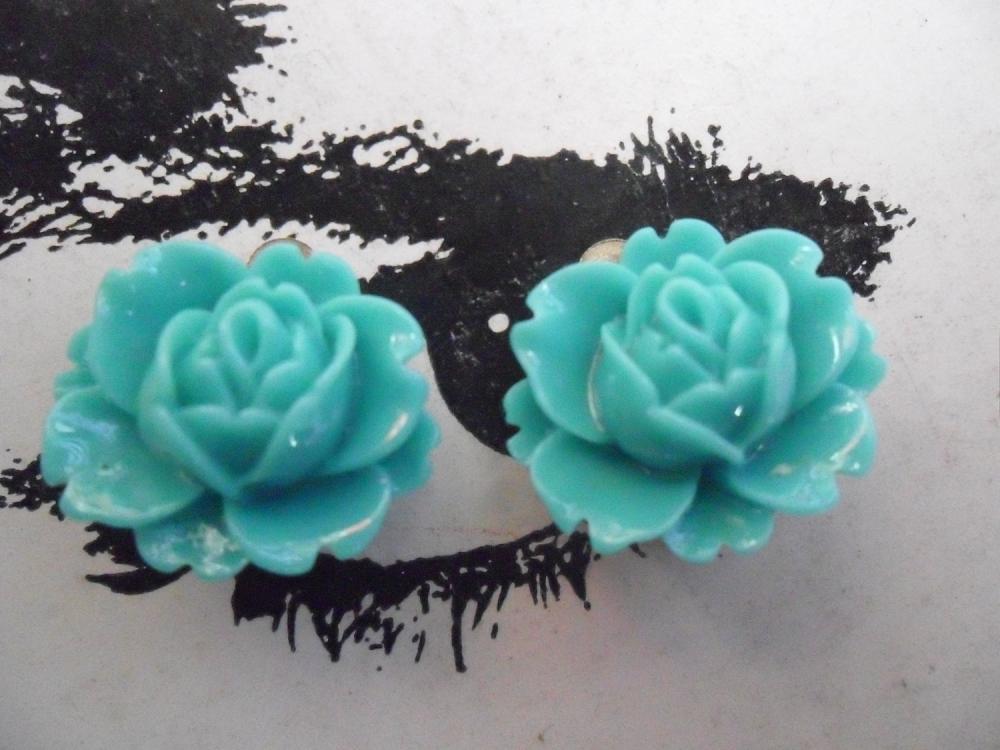 Clip On Teal Green Vintage Resin Peony Earrings Flower Clip-ons Non-pierced Sea Marine