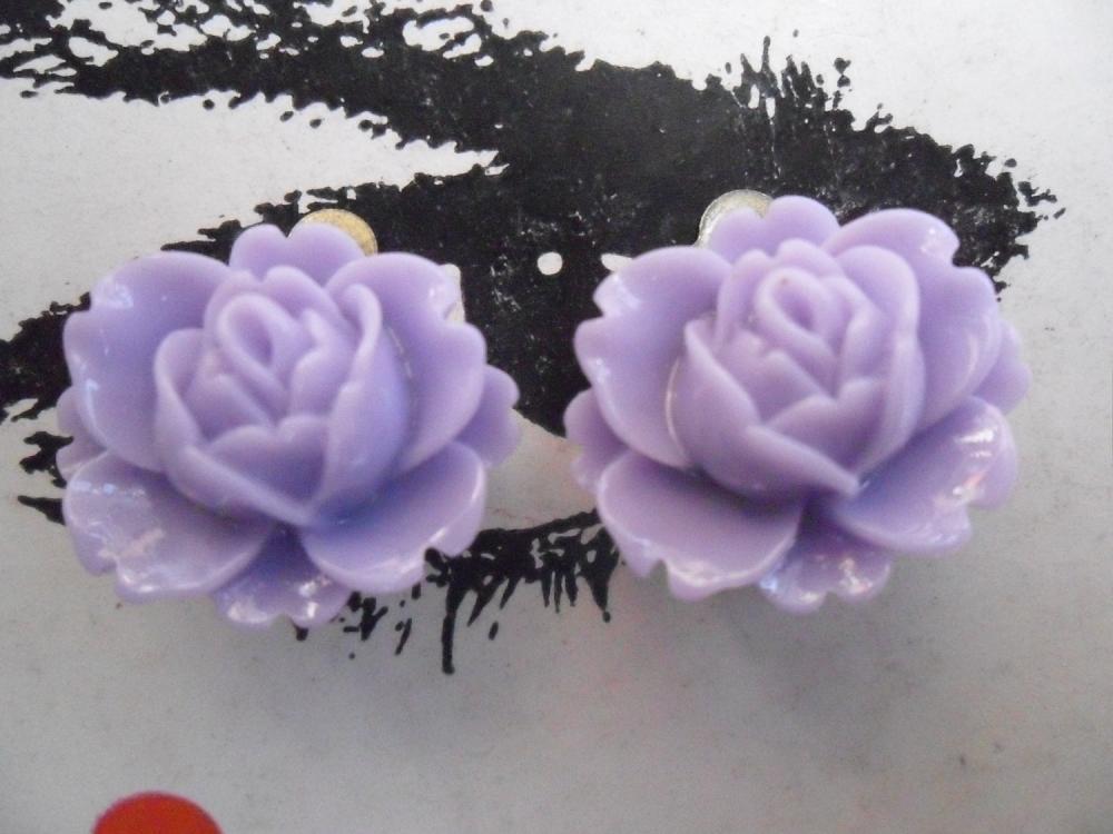Clip On Lilac Purple Vintage Resin Peony Earrings Flower Clip-ons Non-pierced